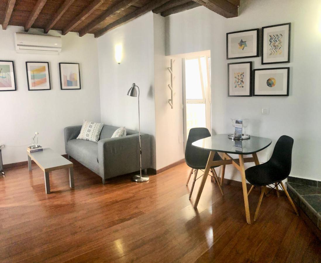 Atico Con Terraza Center City Málaga Kültér fotó