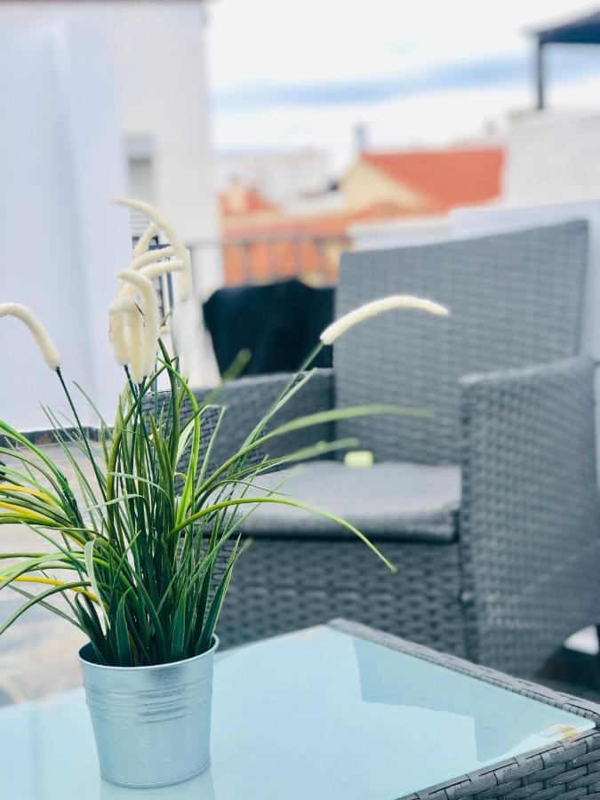 Atico Con Terraza Center City Málaga Kültér fotó